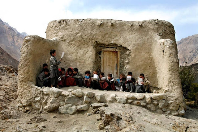 Neka se neko požali da mu je teško u školi…