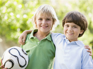 KAKO POMOĆI DJECI DA PRONAĐU PRIJATELJE