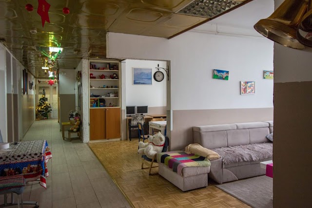 JEDNAKE PRILIKE ZA SVE: DOPER TECH DONIRAO RAČUNARSKU OPREMU DOMU NA BJELAVAMA