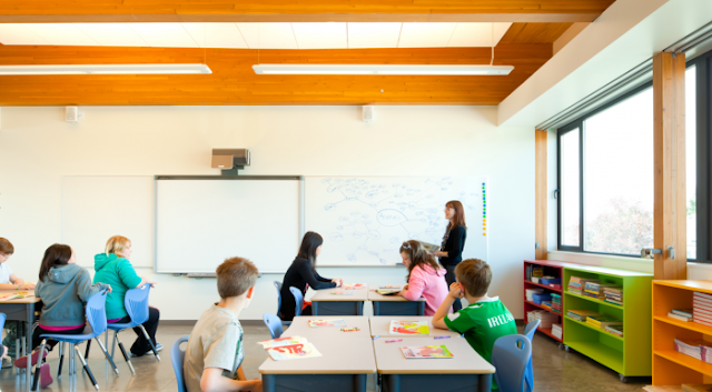 SAVREMENE TEORIJE O SADRŽAJIMA INTELEKTUALNOG ODGOJA