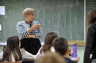 PRAVA ŠKOLA ZA ŽIVOT – OVA UČITELJICA JE ODLUČILA PODUČAVATI ČETVRTAŠE KAKO DA UPRAVLJAJU NOVCEM