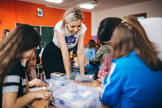 OD JUČER DJEVOJČICE U MOSTARU POČINJU S PRVIM ARDUINO ROBOTIČKIM PROJEKTIMA