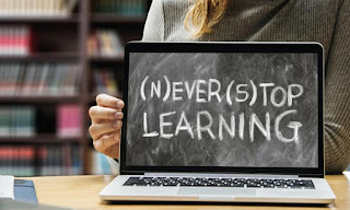 ULOGA UČITELJA U SVJETLU BUDUĆNOSTI