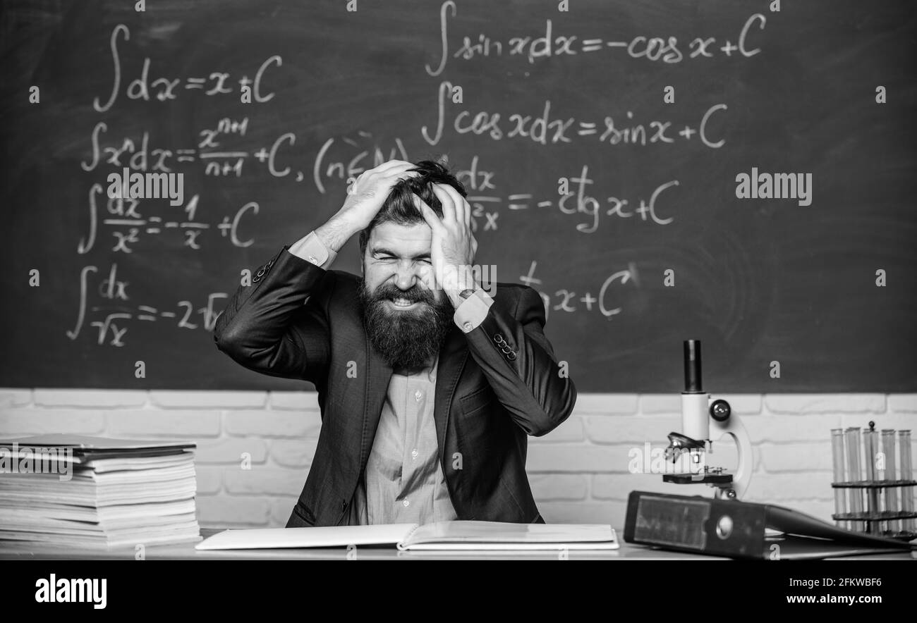 MRZE LI UČITELJI TEHNOLOGIJU?